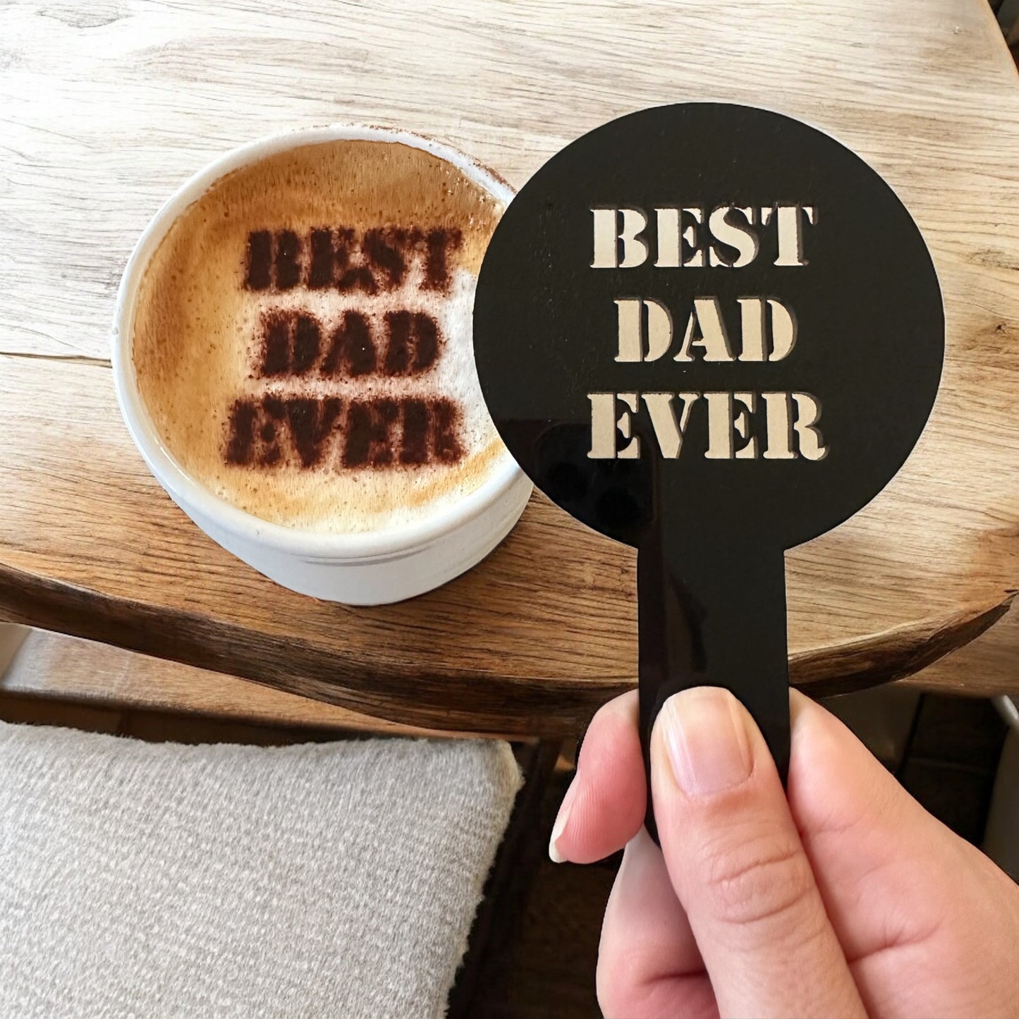 Father's Day "Best Dad" Cappuccino Stencil - The Perfect Gift for Coffee-Loving Dads