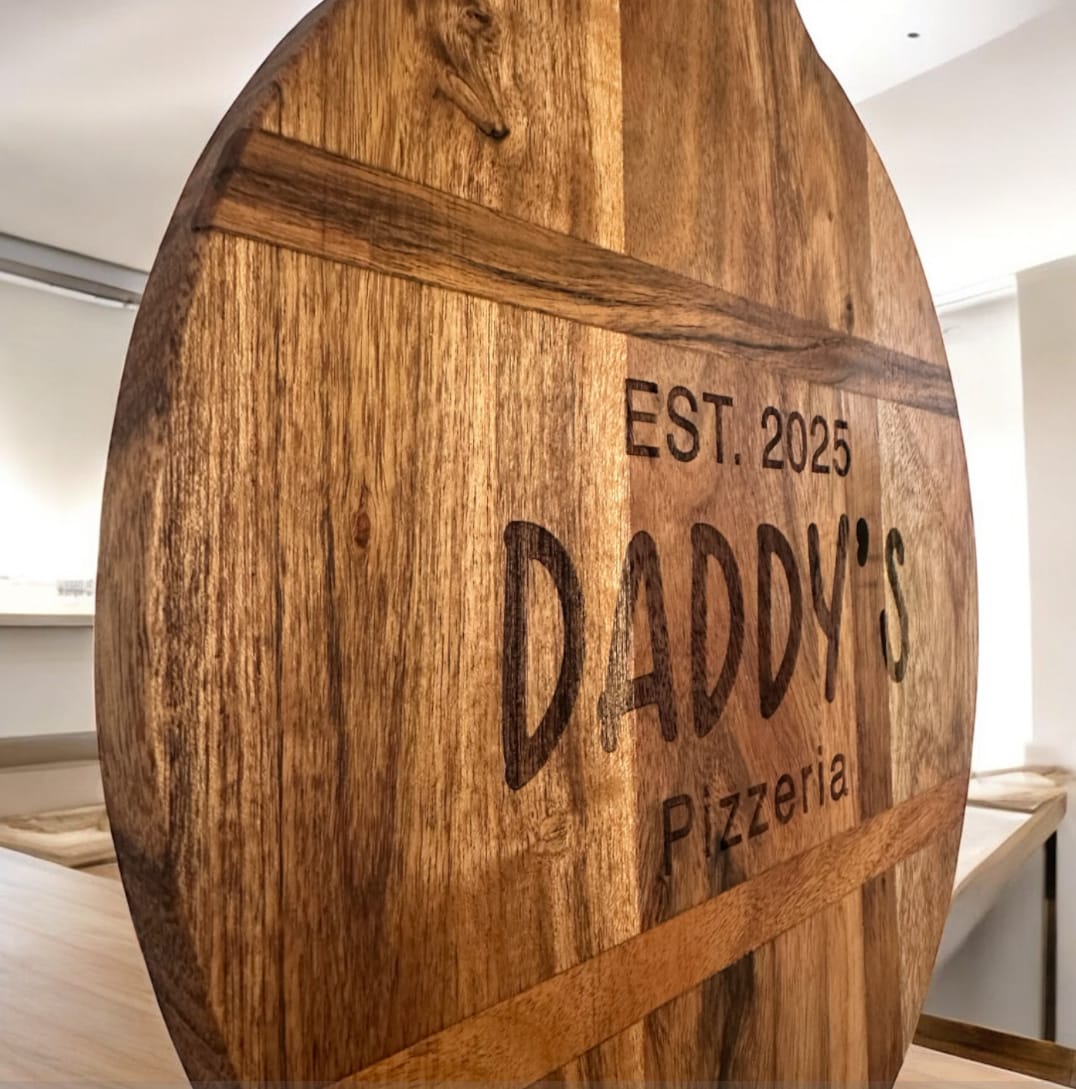 Father's Day engraved pizza board